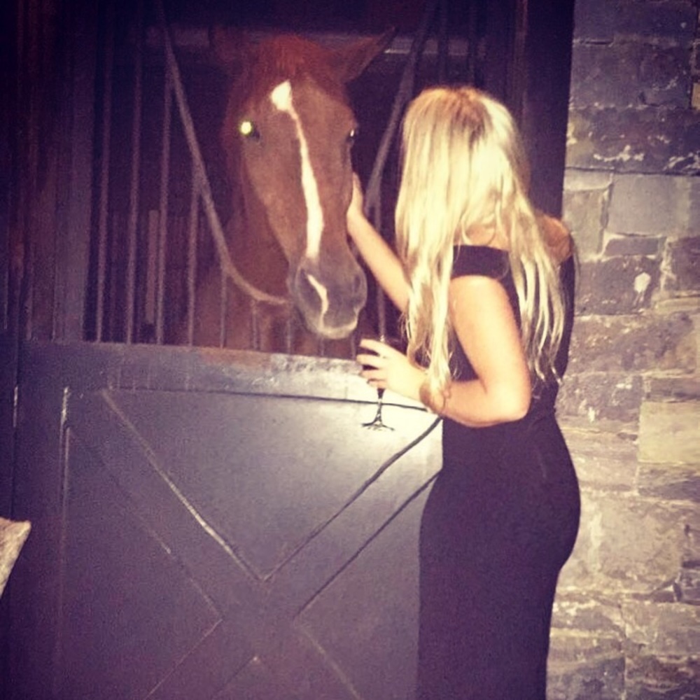 Meet your Posher, Ashley